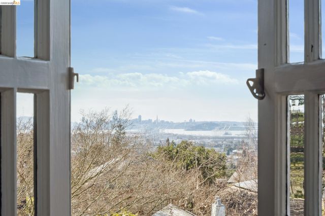 19 Monte Avenue, Piedmont, CA 94611