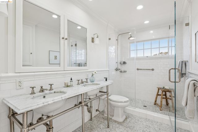 19 Monte Avenue, Piedmont, CA 94611