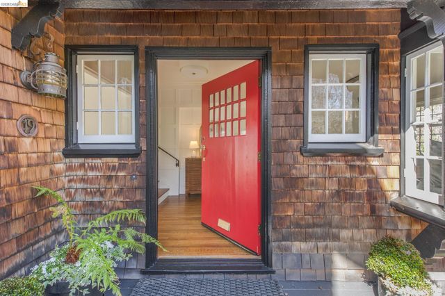 19 Monte Avenue, Piedmont, CA 94611