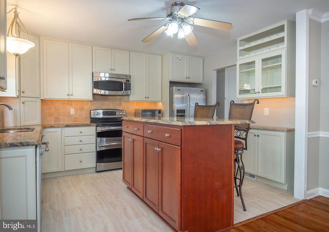 39 STURBRIDGE DR, Wilmington, DE 19810