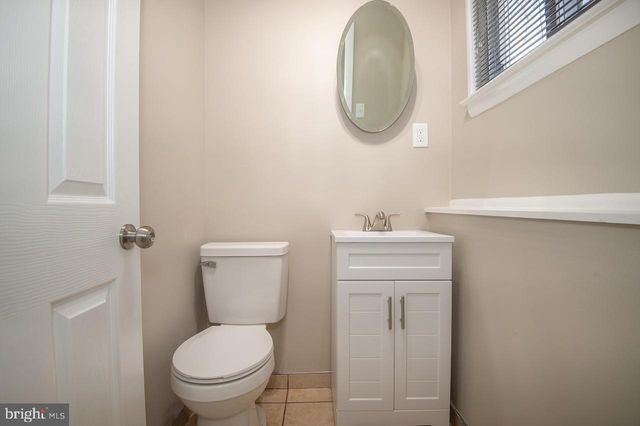 39 STURBRIDGE DR, Wilmington, DE 19810