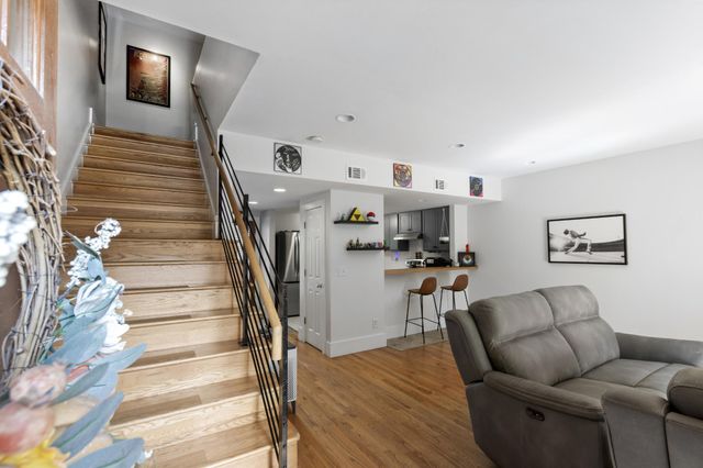1026 9th Avenue, N, Nashville, TN 37208