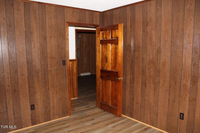 1842 Manville Road, Gate City, VA 24251