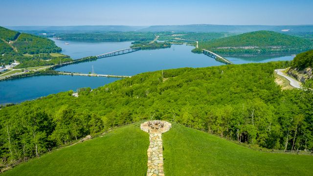 1163 Split Rail Way, Guild, TN 37340