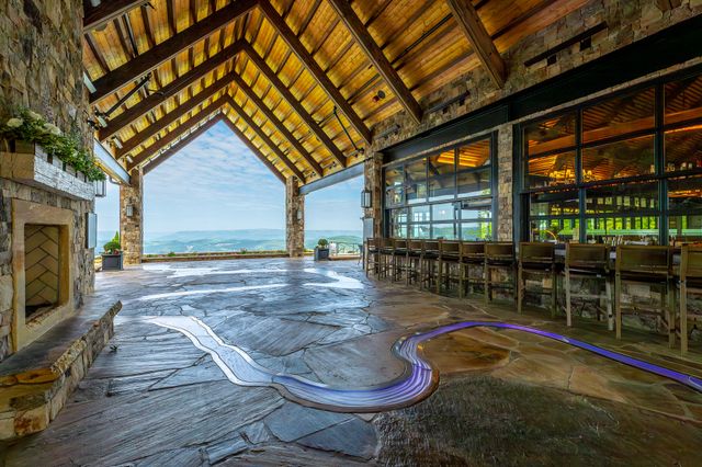1163 Split Rail Way, Guild, TN 37340