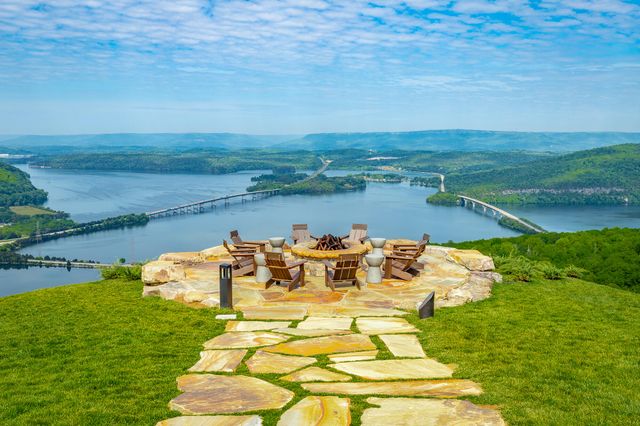 1163 Split Rail Way, Guild, TN 37340