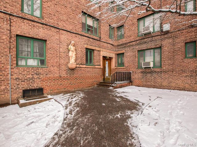 1521 Unionport Road 11A, Bronx, NY 10462