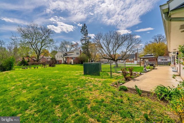 270 ELIZABETH ST, Landisville, PA 17538
