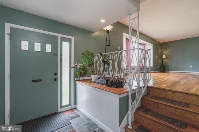 270 ELIZABETH ST, Landisville, PA 17538