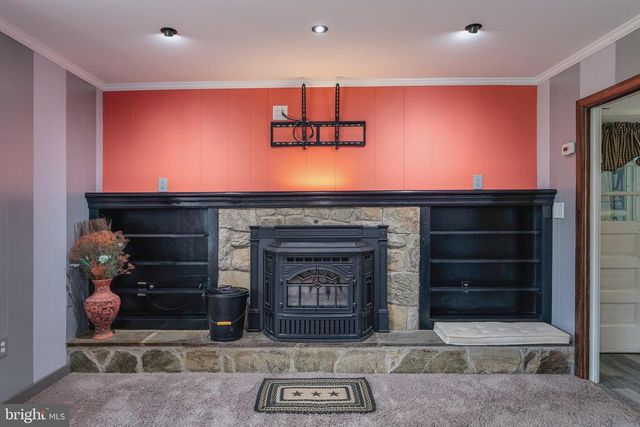 270 ELIZABETH ST, Landisville, PA 17538
