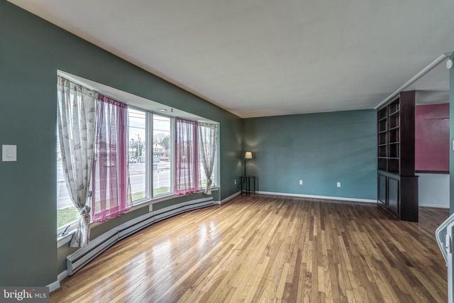 270 ELIZABETH ST, Landisville, PA 17538