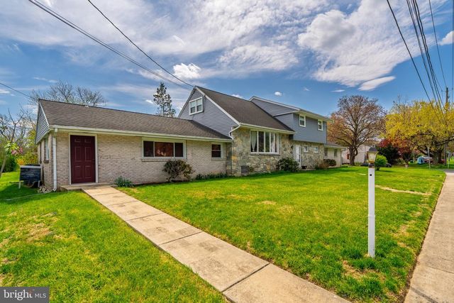 270 ELIZABETH ST, Landisville, PA 17538