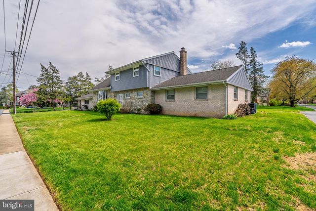 270 ELIZABETH ST, Landisville, PA 17538