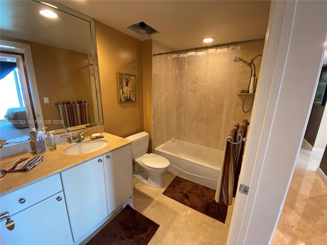 1755 E Hallandale Beach Blvd 2003E, Hallandale Beach, FL 33009