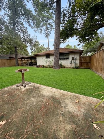 2750 Tinechester Drive, Houston, TX 77339