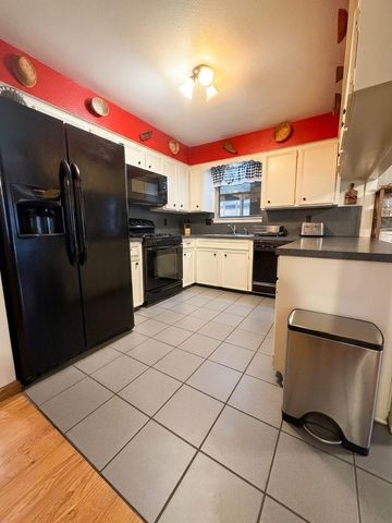 2750 Tinechester Drive, Houston, TX 77339