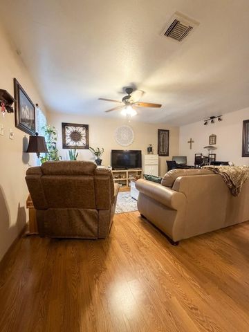 2750 Tinechester Drive, Houston, TX 77339