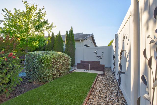 1635 Arbor Brook Dr, Manteca, CA 95336