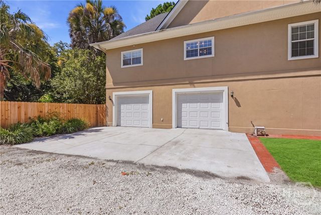 2411 Salcedo Avenue, Savannah, GA 31406
