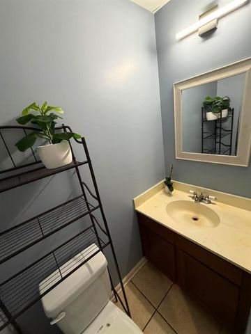 4855 Indian Crest Court NW, Lilburn, GA 30047