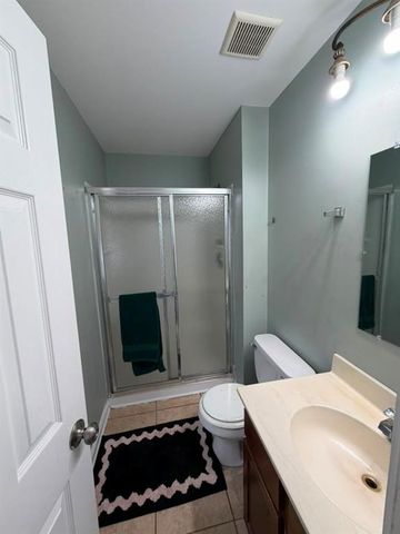 4855 Indian Crest Court NW, Lilburn, GA 30047