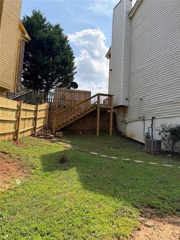 4855 Indian Crest Court NW, Lilburn, GA 30047