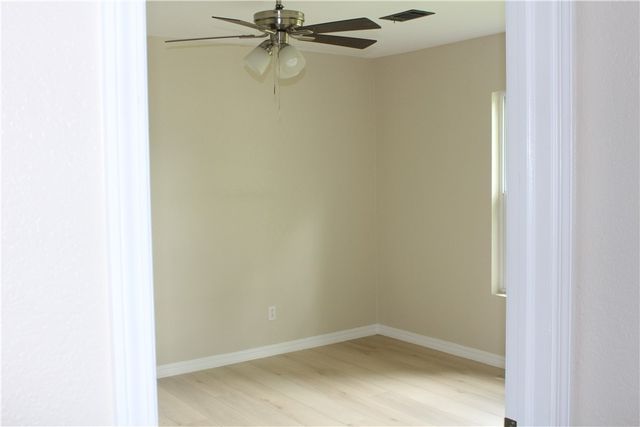 1113 N College Street, Clarksville, AR 72830