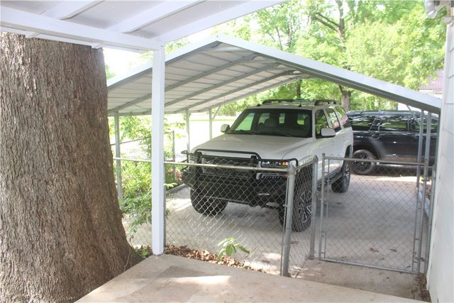 1113 N College Street, Clarksville, AR 72830