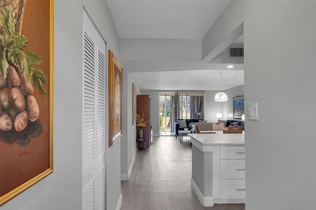 480 NW 76th Avenue 107, Margate, FL 33063