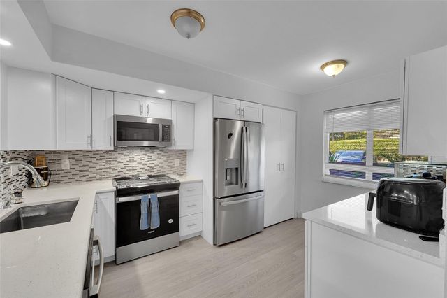 480 NW 76th Avenue 107, Margate, FL 33063