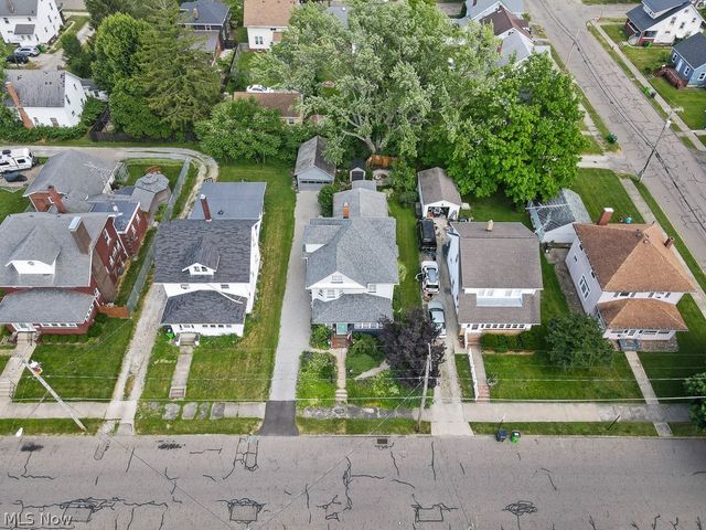 2126 S Arch Avenue, Alliance, OH 44601