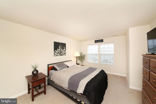 854 PEACEFUL LN, Pennsburg, PA 18073