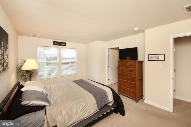 854 PEACEFUL LN, Pennsburg, PA 18073