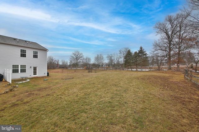 854 PEACEFUL LN, Pennsburg, PA 18073