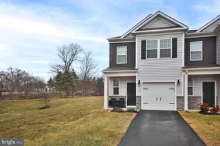 854 PEACEFUL LN, Pennsburg, PA 18073