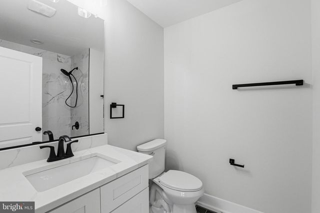 826 S GLEBE RD, Montross, VA 22520