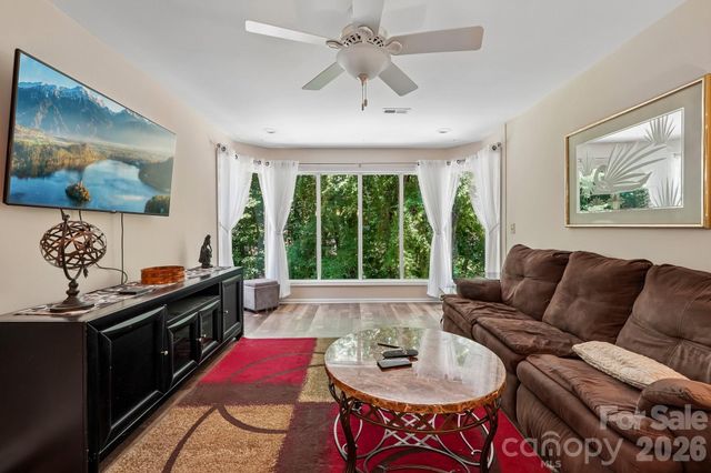 8463 Plantation Way, Harrisburg, NC 28075