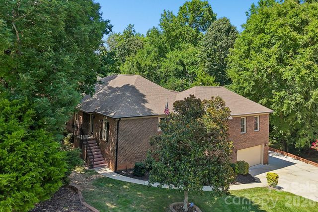 8463 Plantation Way, Harrisburg, NC 28075