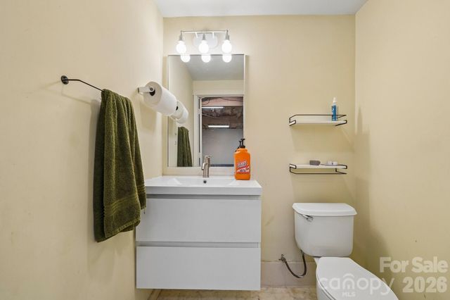 8463 Plantation Way, Harrisburg, NC 28075