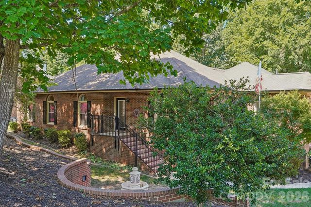 8463 Plantation Way, Harrisburg, NC 28075