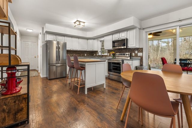 49 Limerick Lane, Arlington, VT 05250