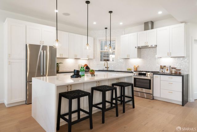 1741 Larkin Street, San Francisco, CA 94109