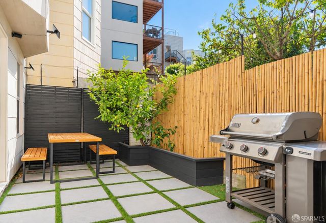1741 Larkin Street, San Francisco, CA 94109