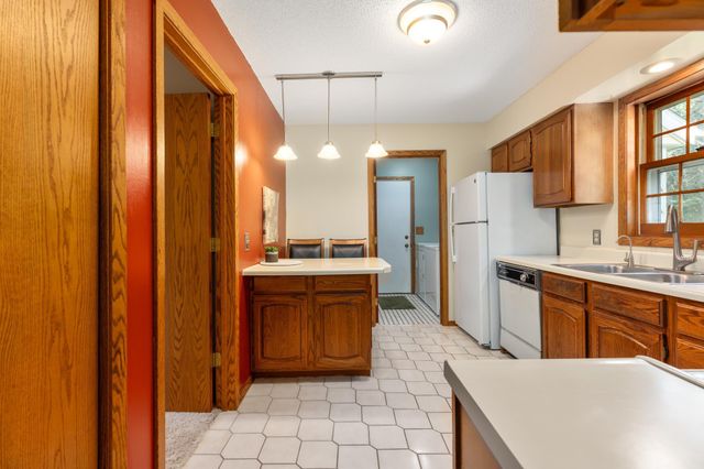 8378 Red Pine Circle, Baxter, MN 56425