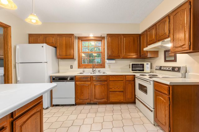 8378 Red Pine Circle, Baxter, MN 56425