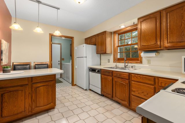 8378 Red Pine Circle, Baxter, MN 56425