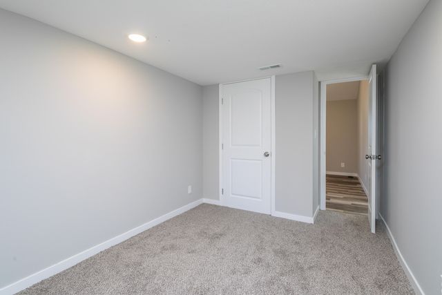 617 N HICKMAN ST, Centralia, MO 65240