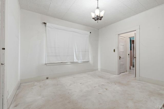 8 C Street, Lemoore, CA 93245