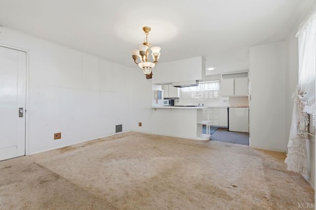 8 C Street, Lemoore, CA 93245