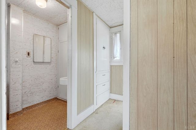 8 C Street, Lemoore, CA 93245